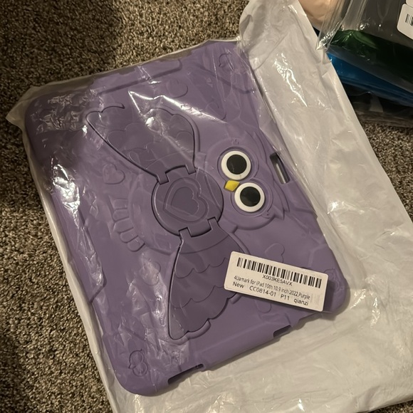 NWOT Purple Owl iPad 10.9 inch case - Picture 2 of 4